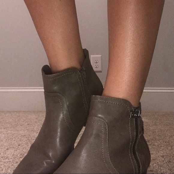 Booties - Picture 3 of 4